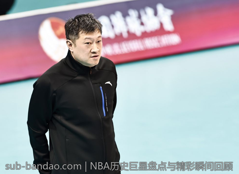 NBA历史巨星盘点与精彩瞬间回顾
